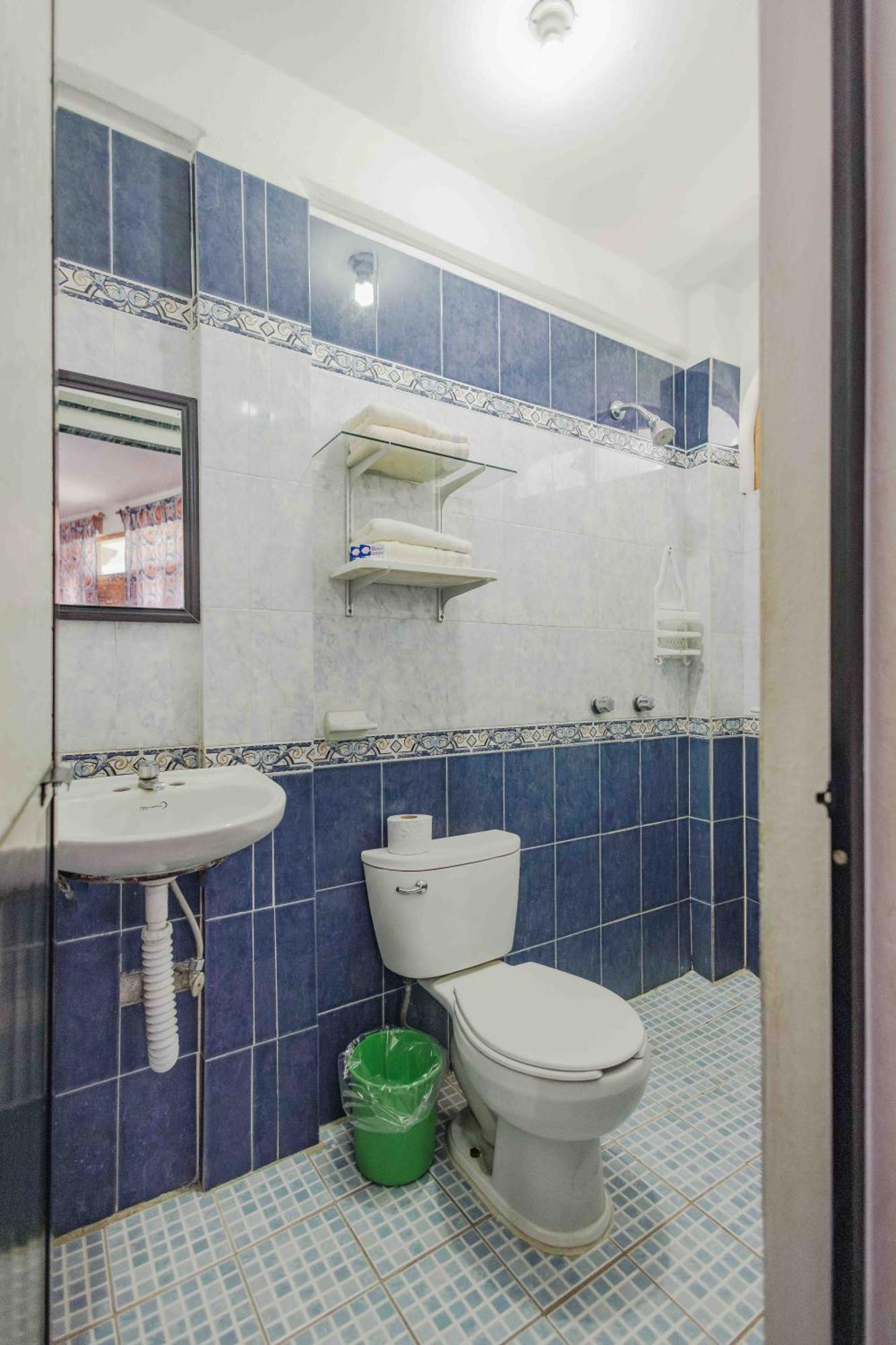Naxhiely Hotel