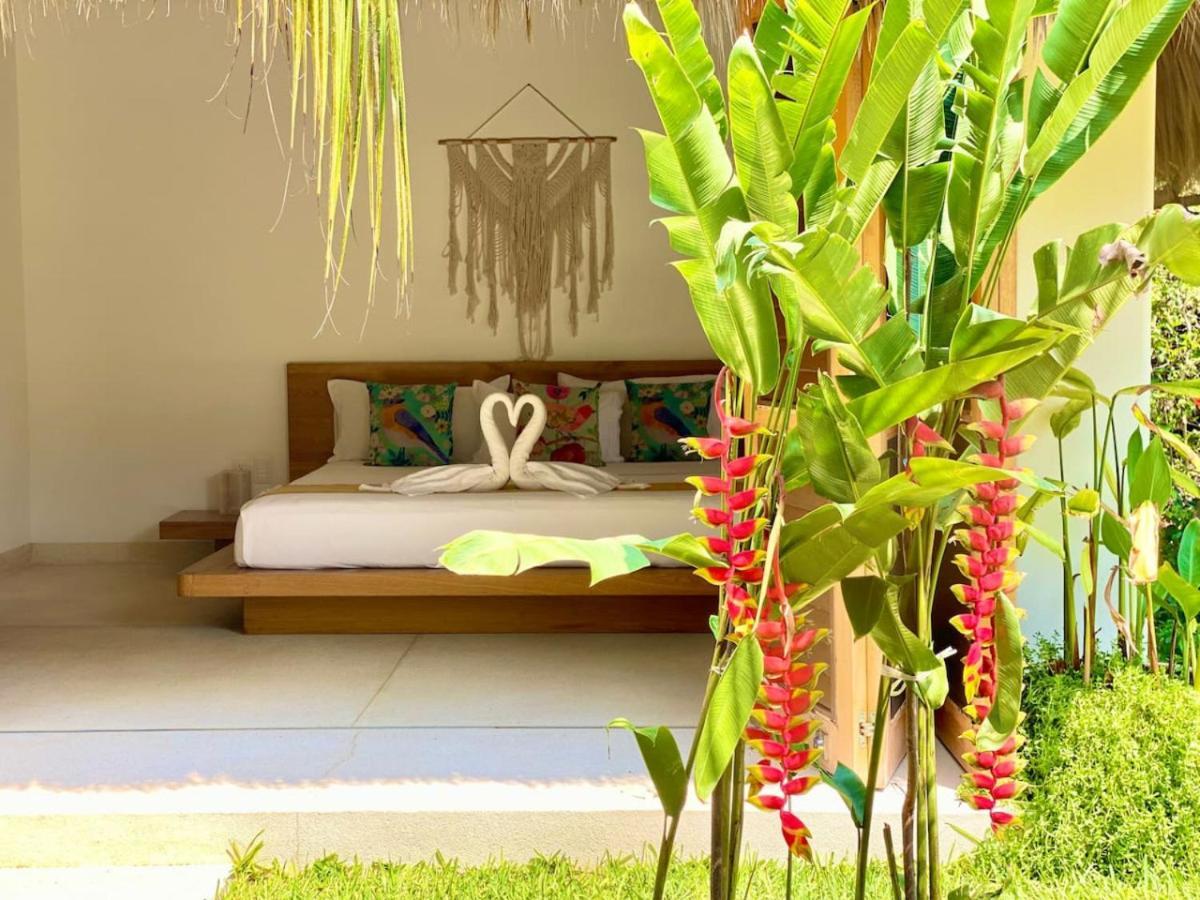 Villa Casa Mona - Beachfront Luxury - Verified Listing