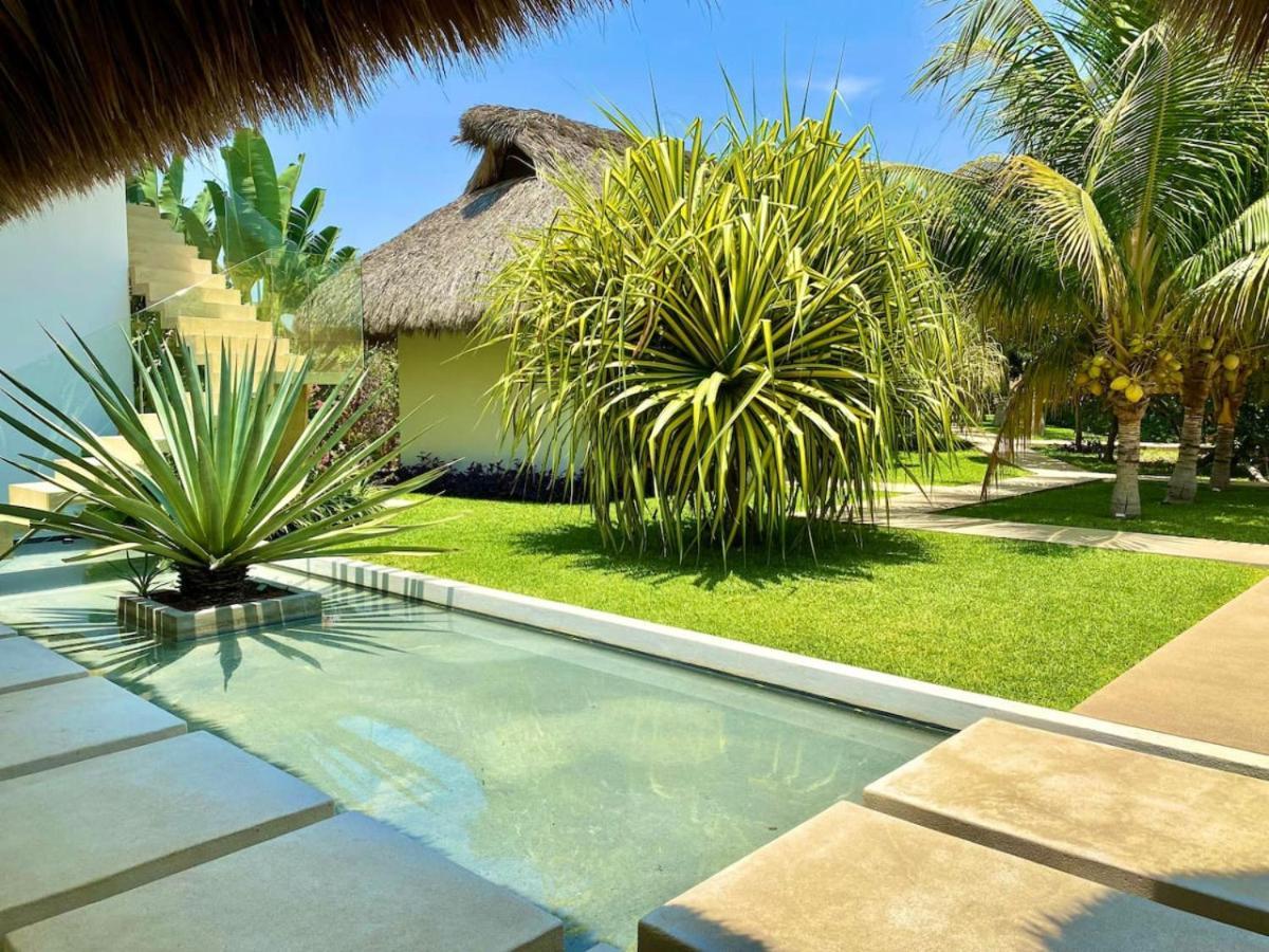 Villa Casa Mona - Beachfront Luxury - Verified Listing *