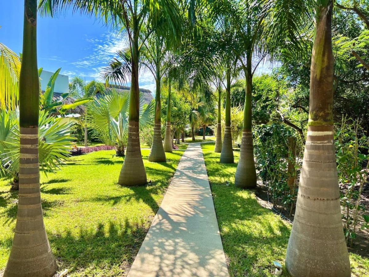 Villa Casa Mona - Beachfront Luxury - Verified Listing