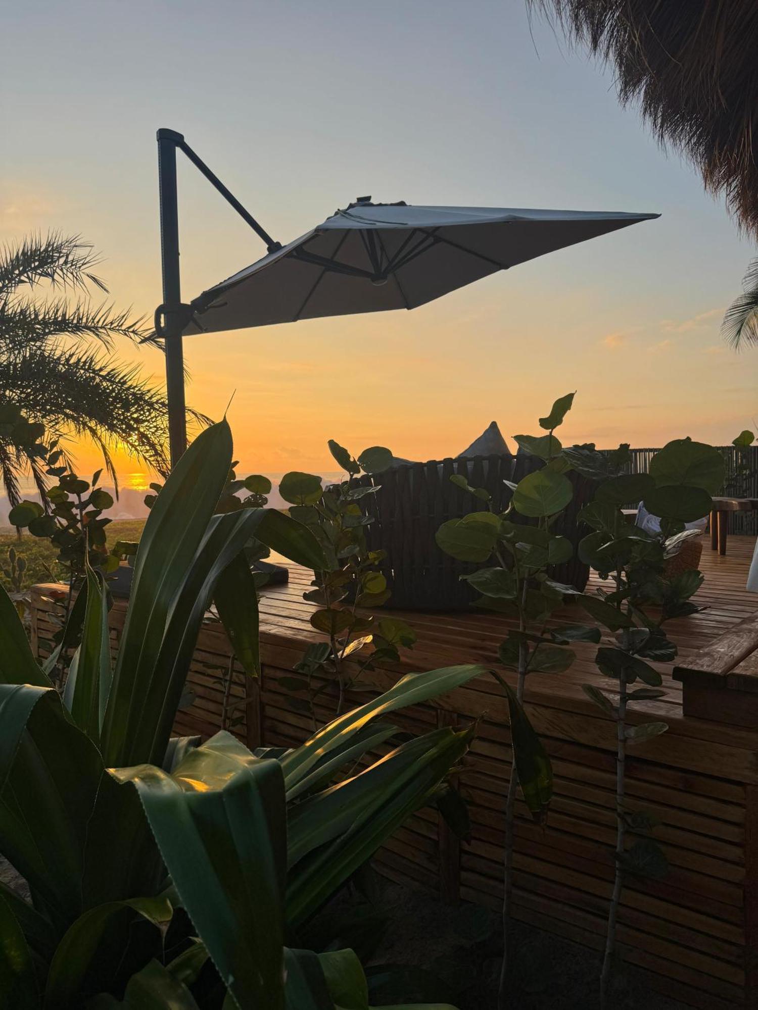Hotel Lu Vee Oasis