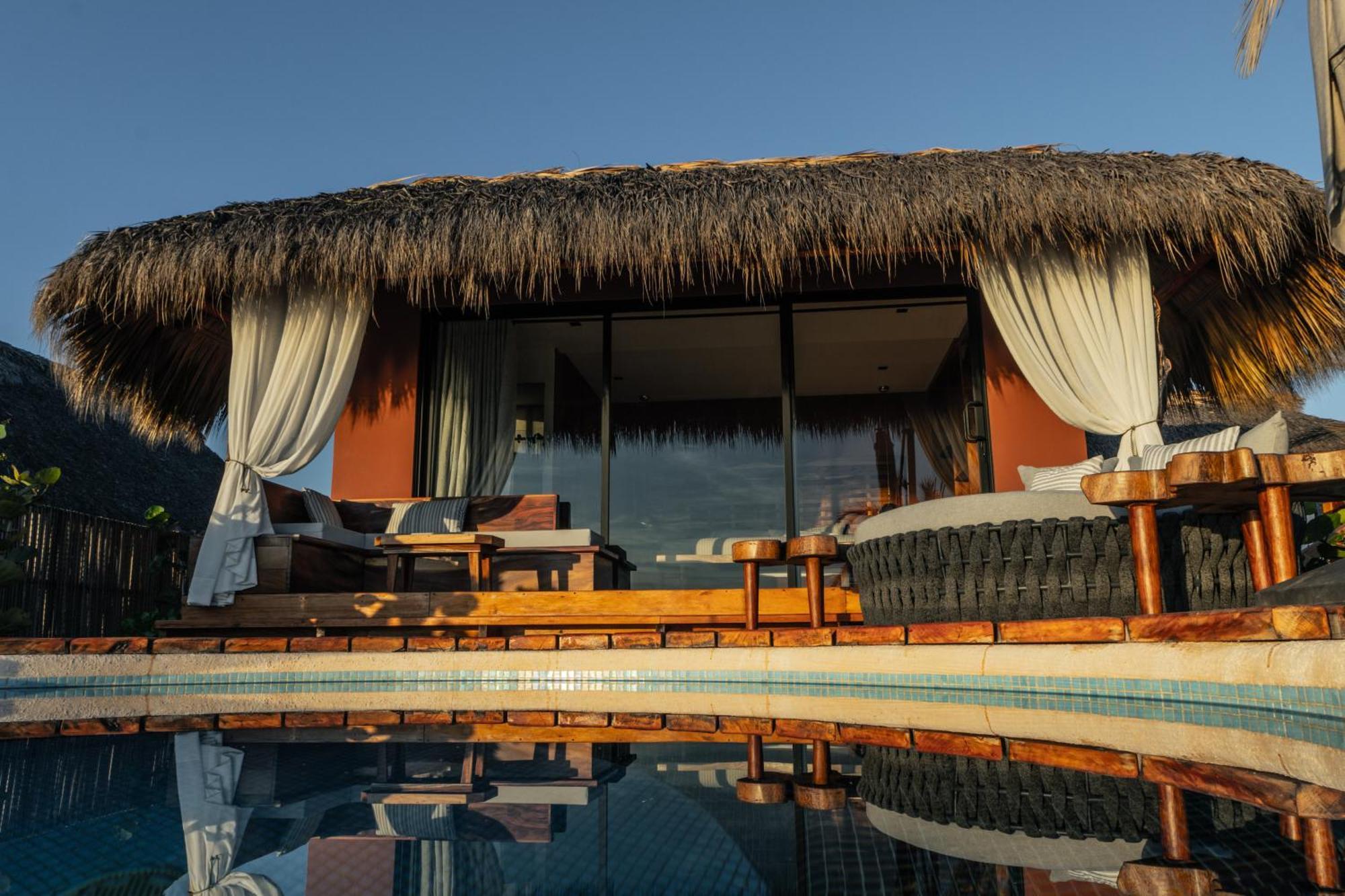 Lu Vee Oasis 4*