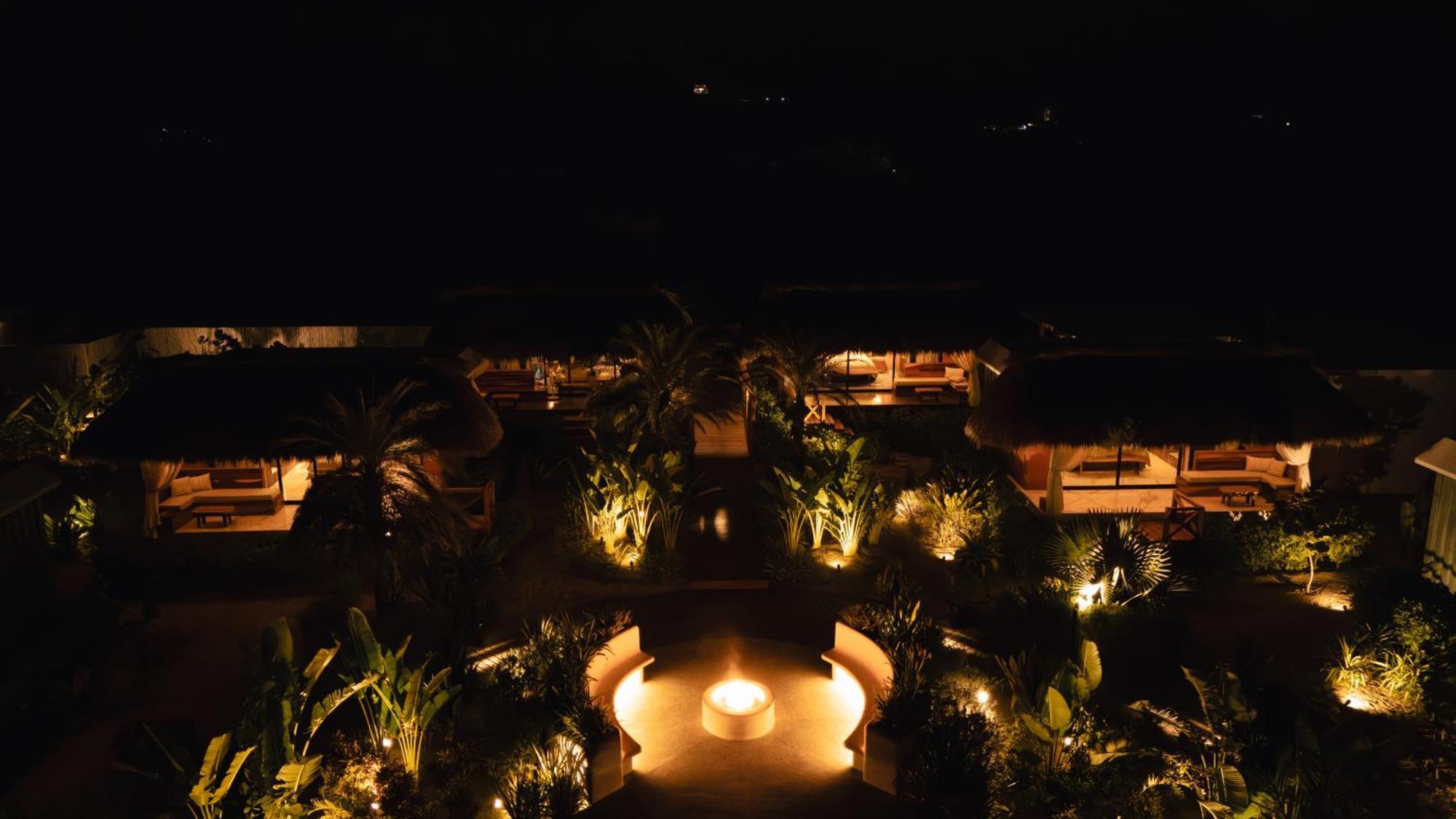 Hotel Lu Vee Oasis 4*