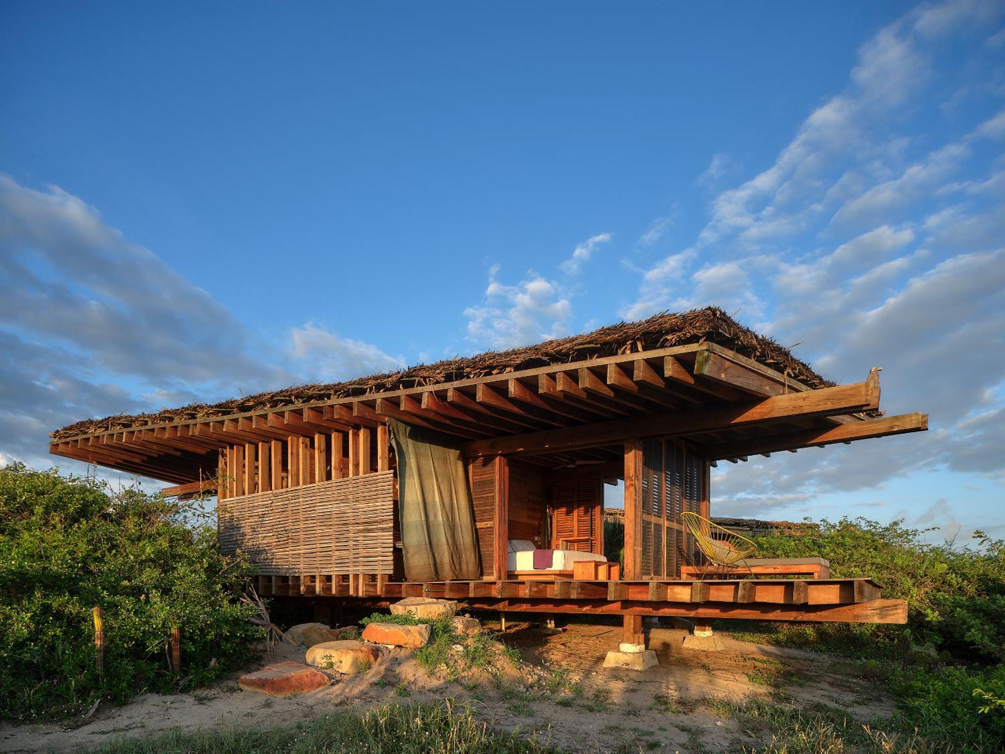 Hotel Punta Pajaros 5*