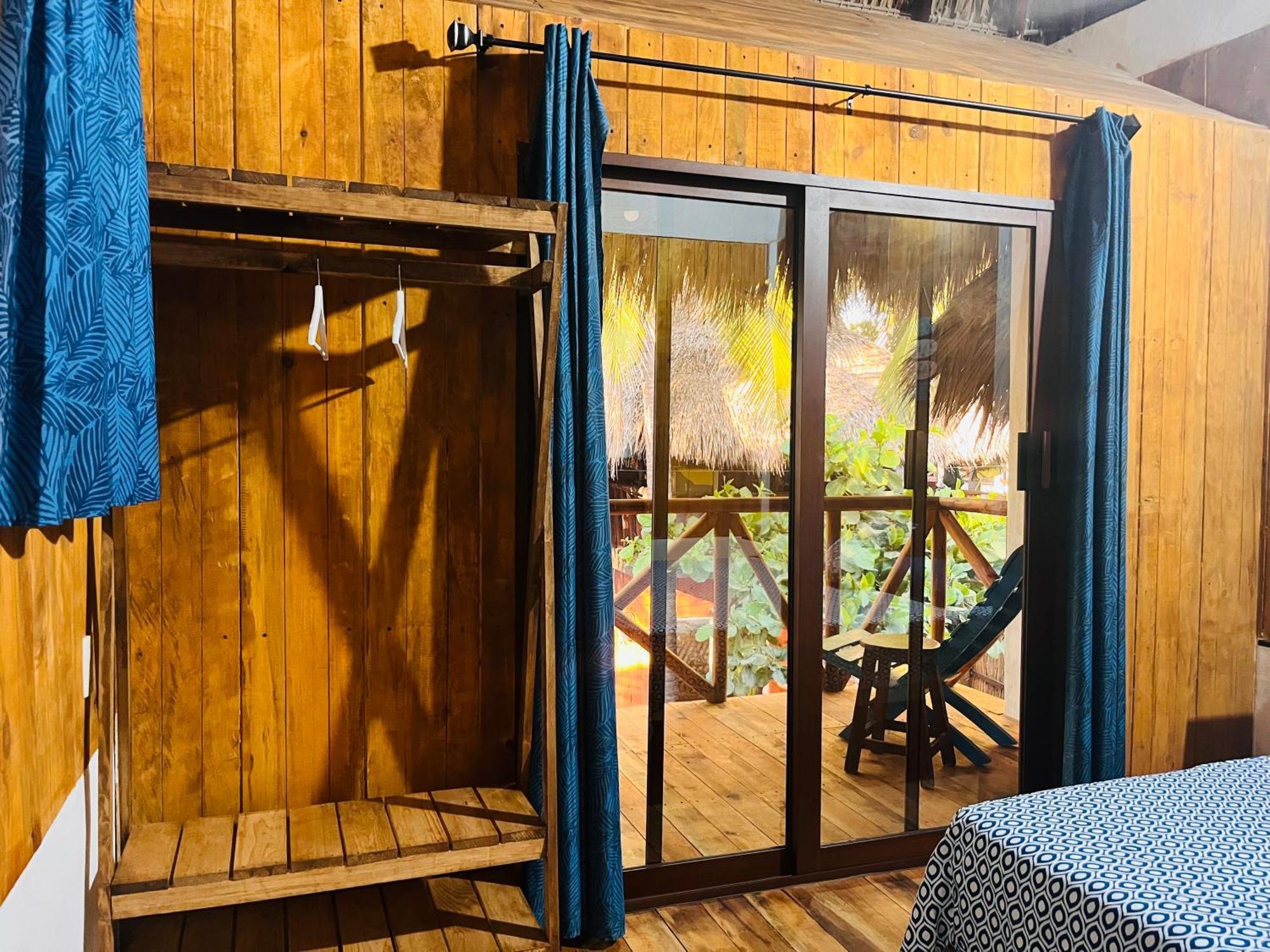 Blue House Camping Puerto Escondido (Oaxaca)