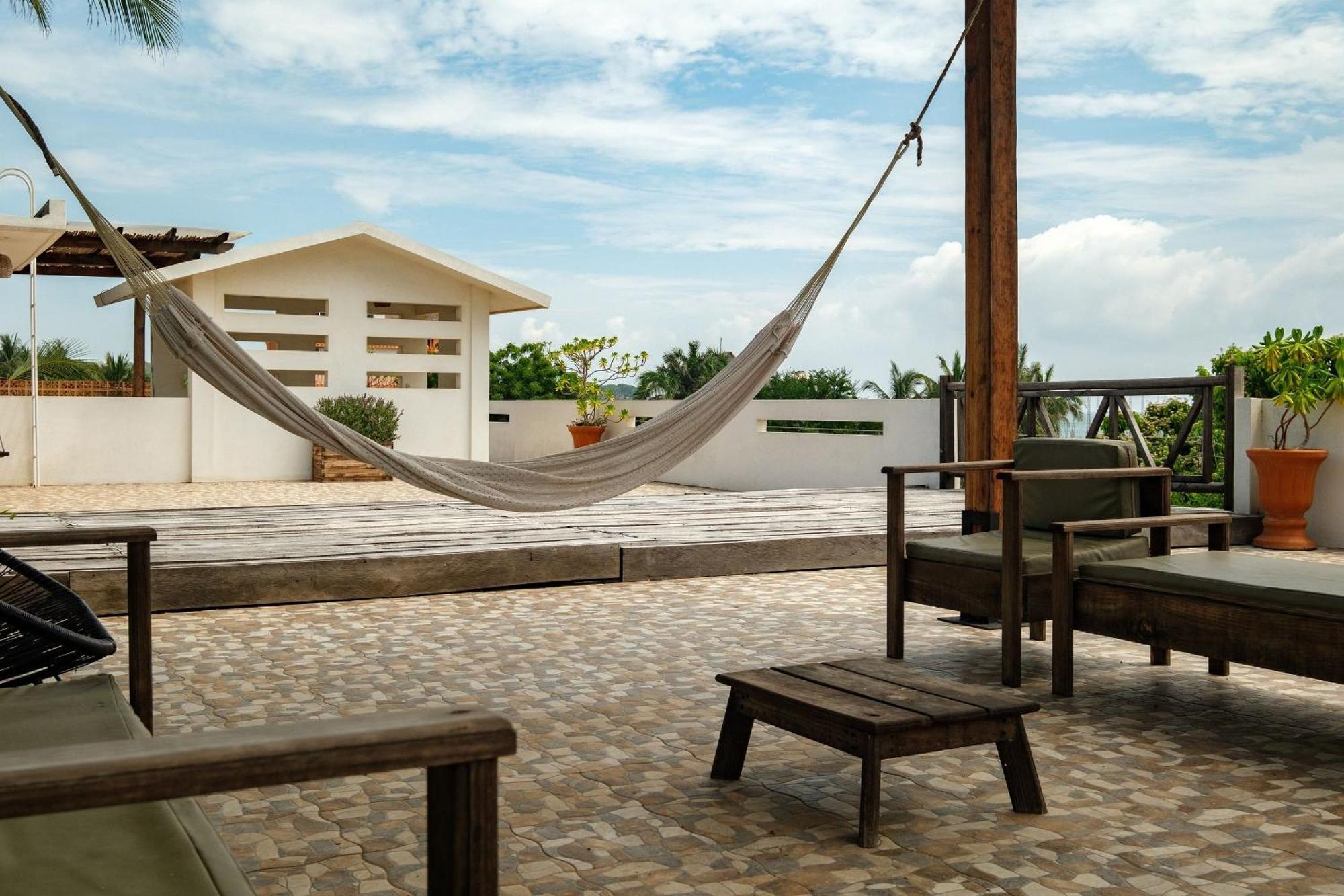 La Aurora Puerto Escondido
