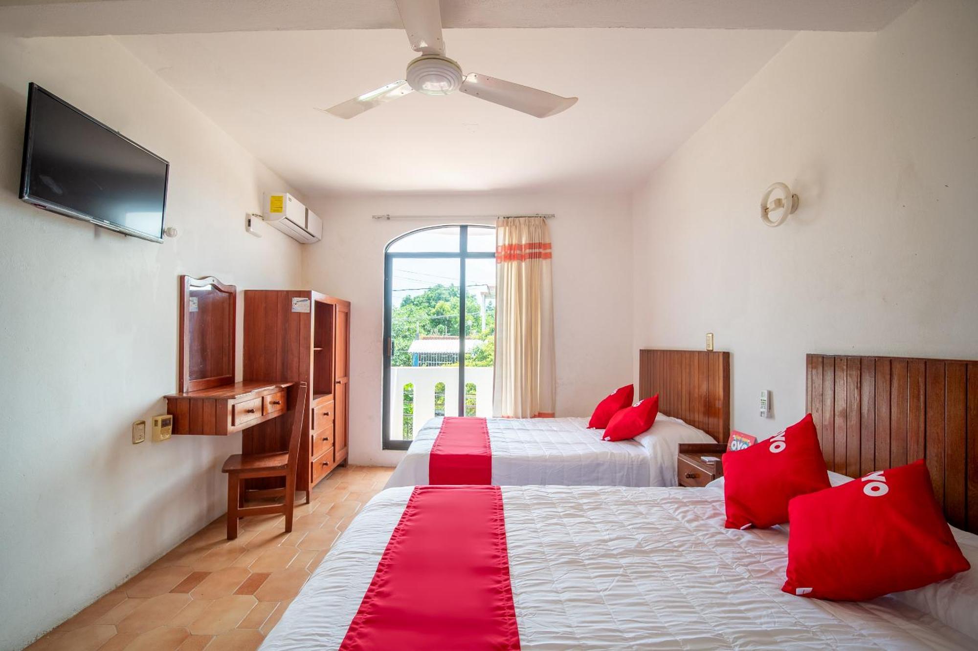Arena Surf Hotel, Puerto Escondido Hotel 2*