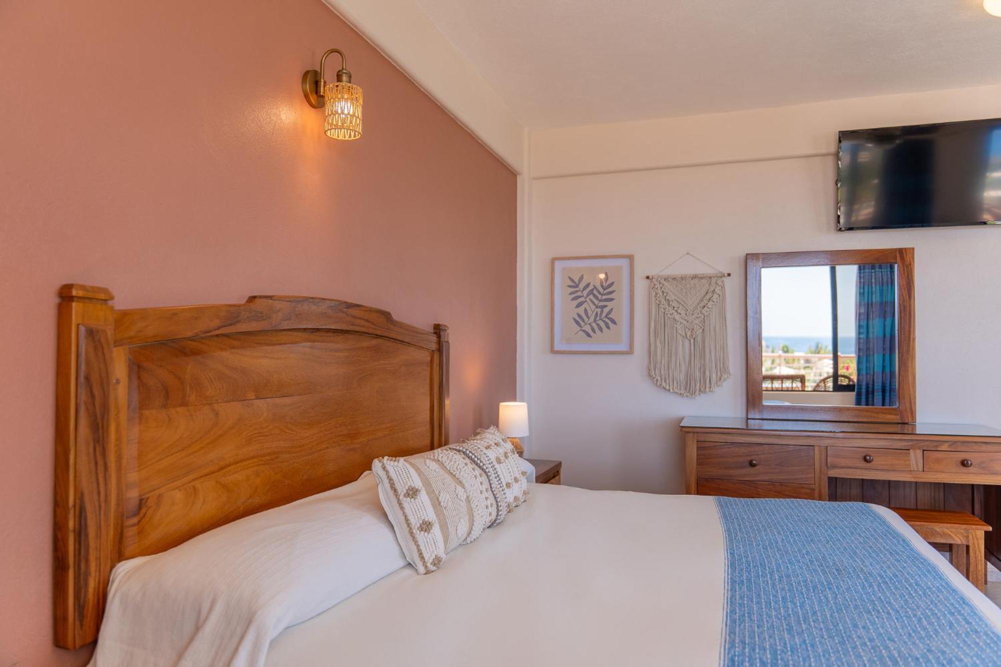 El Mirador Hotel 3*