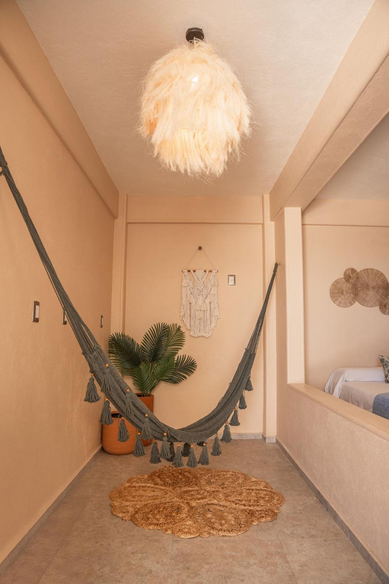 El Mirador Hotel