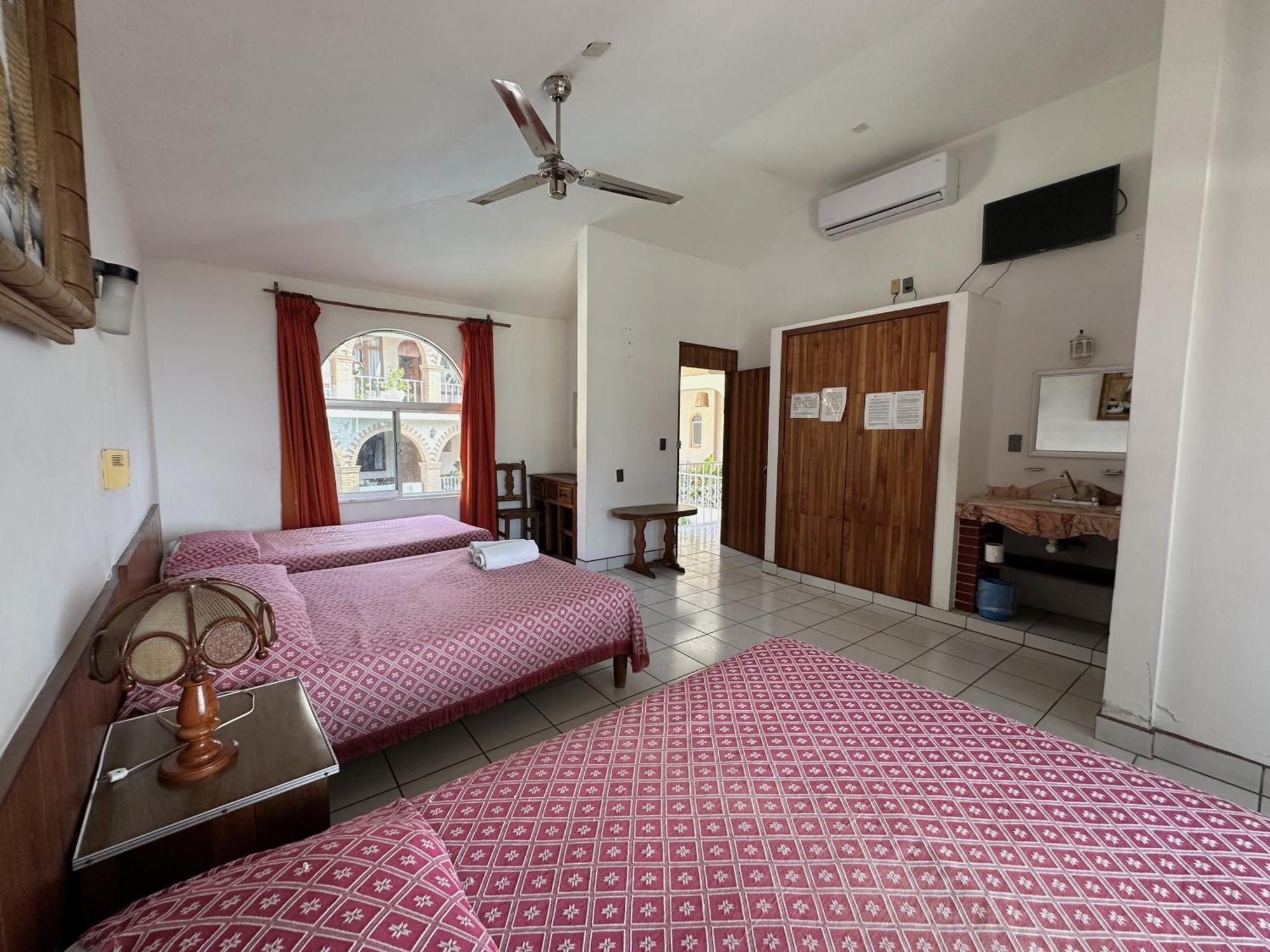 Hotel San Juan Puerto Escondido (Oaxaca)