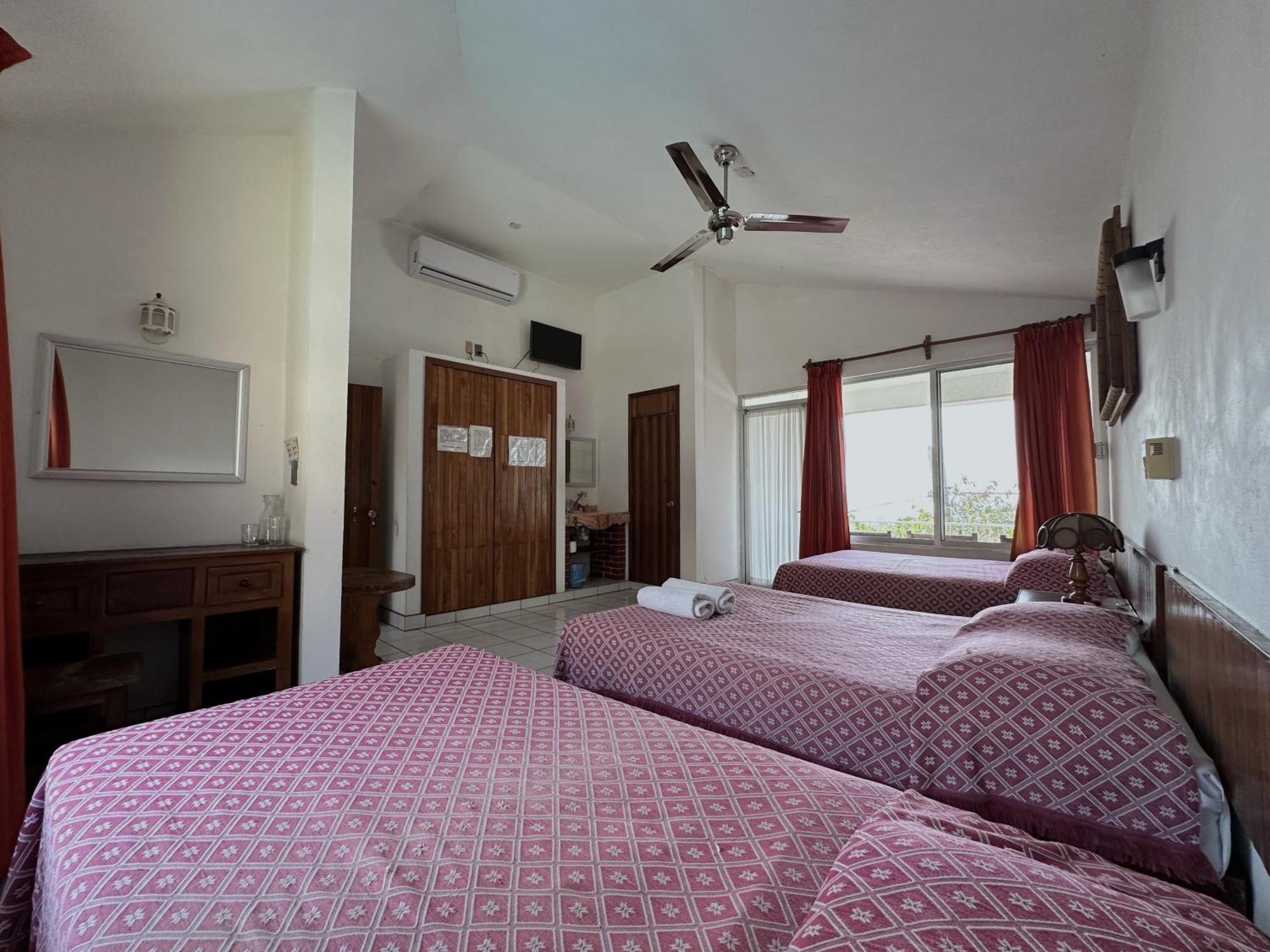 Hotel San Juan 3*