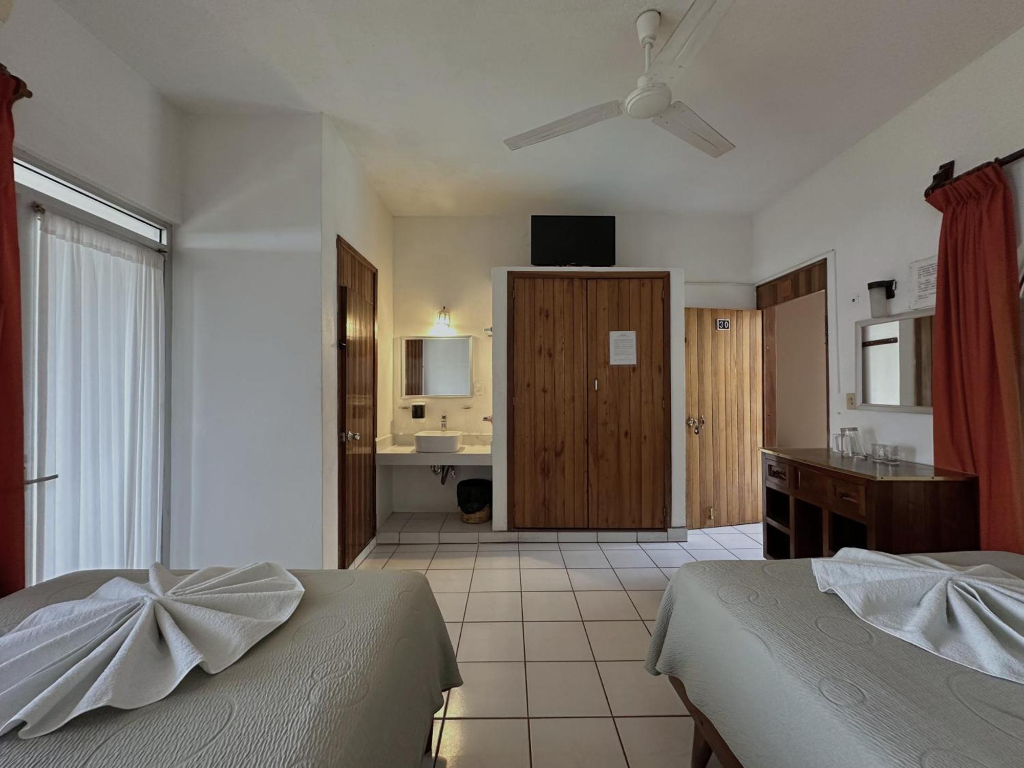Hotel San Juan 3*
