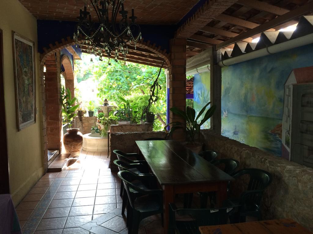 Mayflower Hotel Puerto Escondido (Oaxaca)