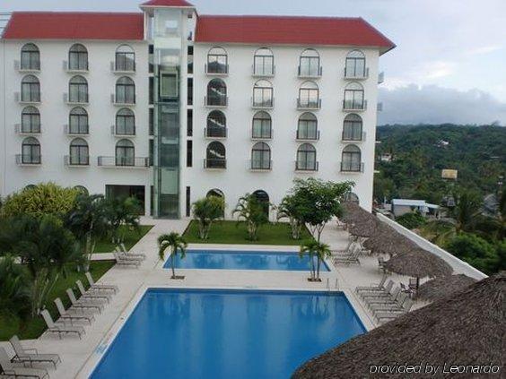 Caracol Plaza Hotel 3*