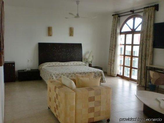 Caracol Plaza Hotel
