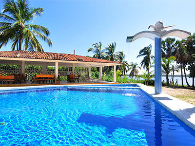 Night La Laguna Hotel 4*
