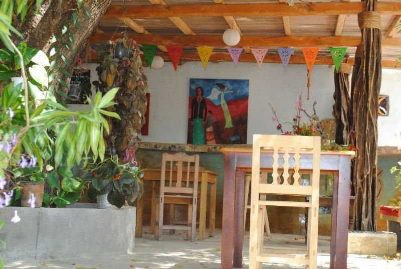 Hotel Mozart Y Macondo