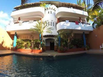Suites Brisas Carrizalillo Hotel