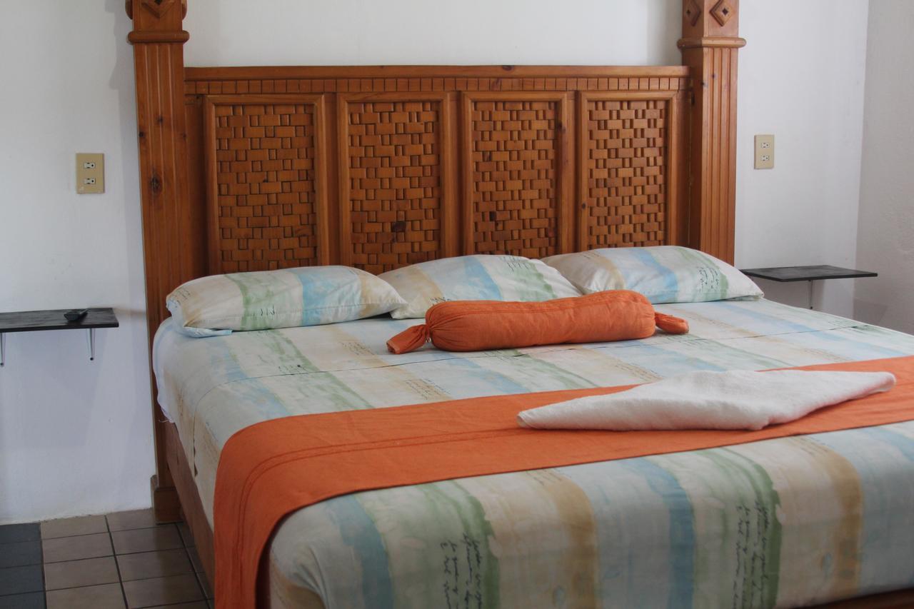 Mayflower 3* Puerto Escondido (Oaxaca)