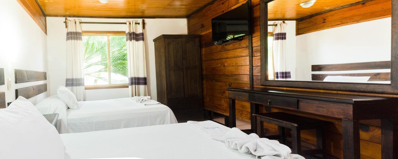 Hotel Zicatela 3*