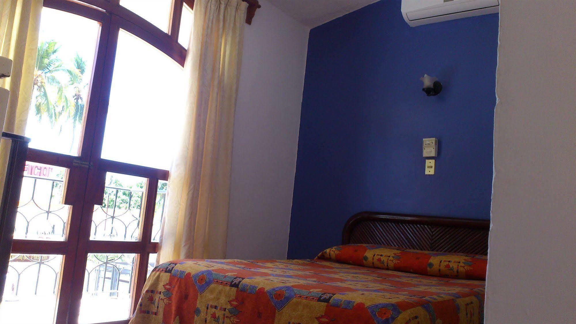 Hotel Casablanca 3*