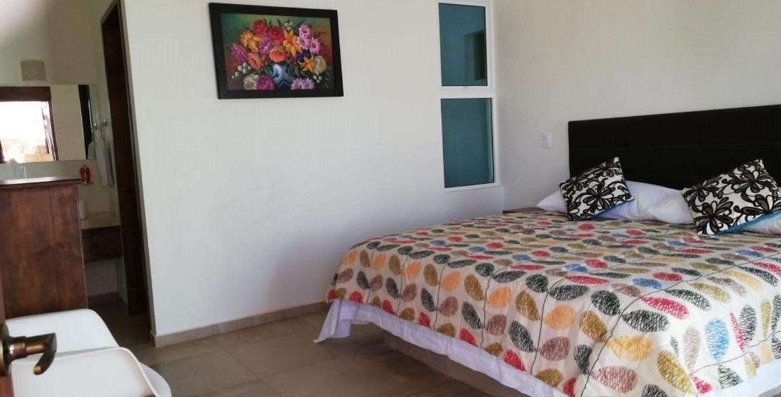 Casa Mantarrayas Inn