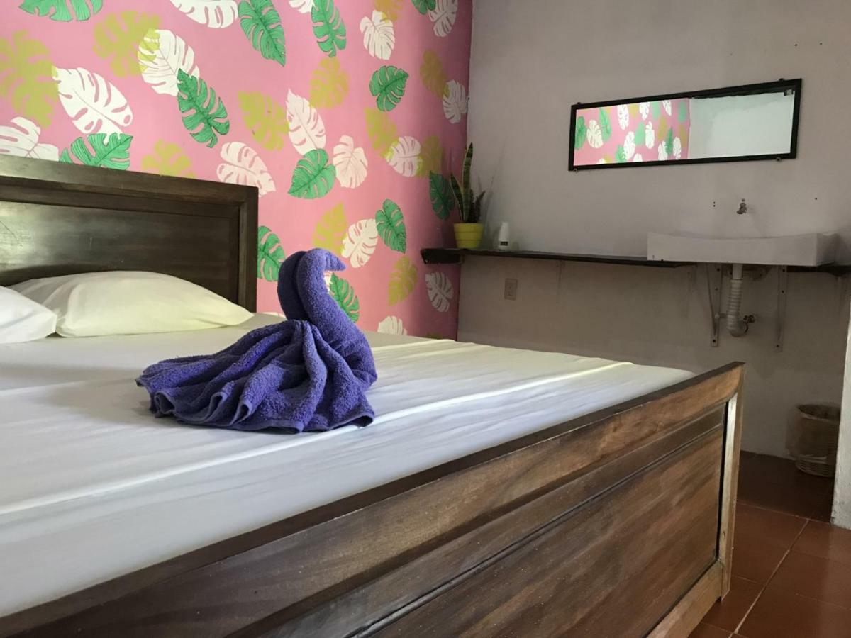 Hostal Alebrijes Surf House (adults Only) Puerto Escondido (Oaxaca)