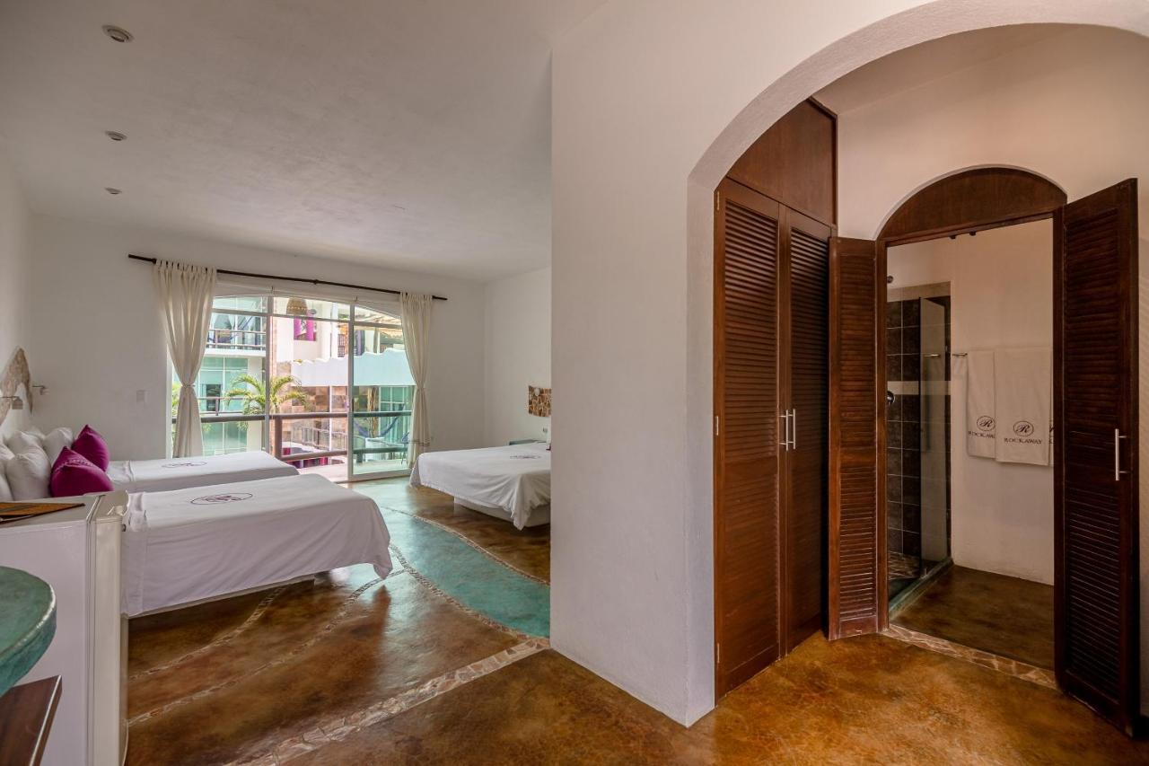 Hotel Rockaway 3*