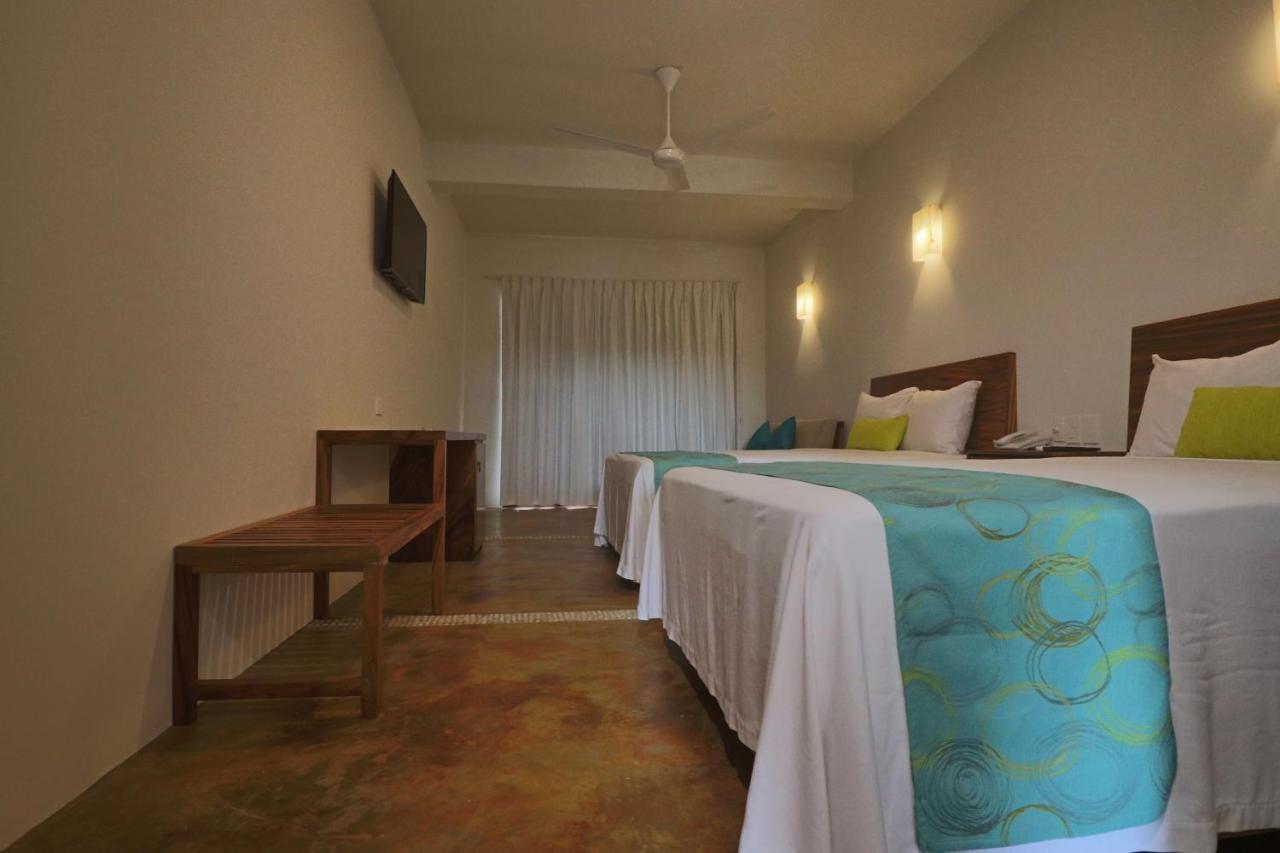 Hotel Punta Zicatela - Adults Only 3*