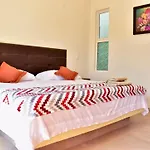 Carri Surf Studio