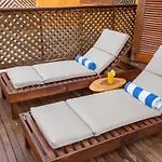 Punta Arena Surf Suites