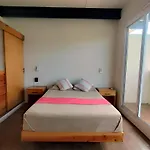 Adelfa Suites