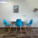 Adelfa Suites
