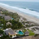 Villa De Las Rocas