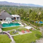 Villa De Las Rocas