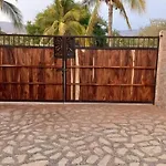 Villa De Las Rocas