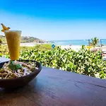 Budget 1Br With Starlink Wifi, 3 Min To Beach!