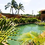 Hidden Port Melrose Place