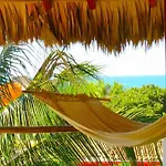 Guacamole Guesthouse