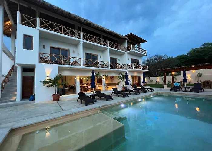 Casa Jubilee King Suite Main Floor