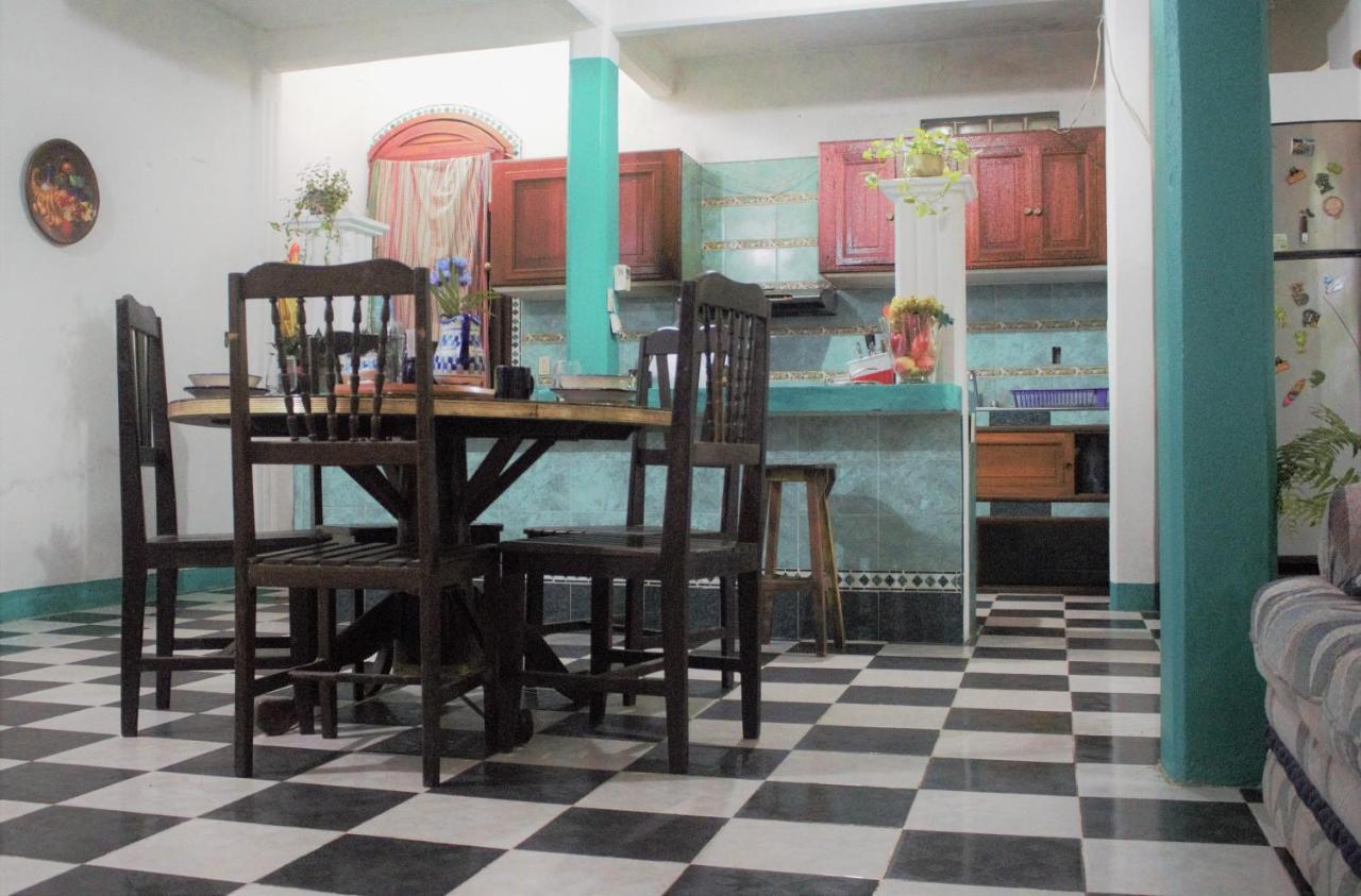 Casa Santaella *