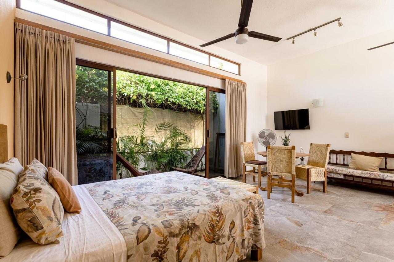 Casa Hibiscus Apartahotel