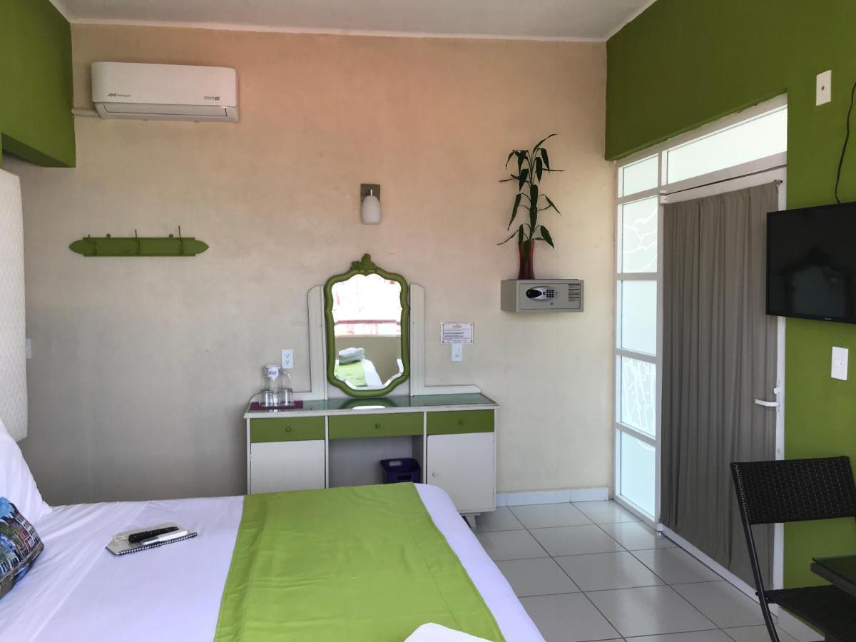 Hotel Casa Mia Puerto Escondido (Oaxaca)
