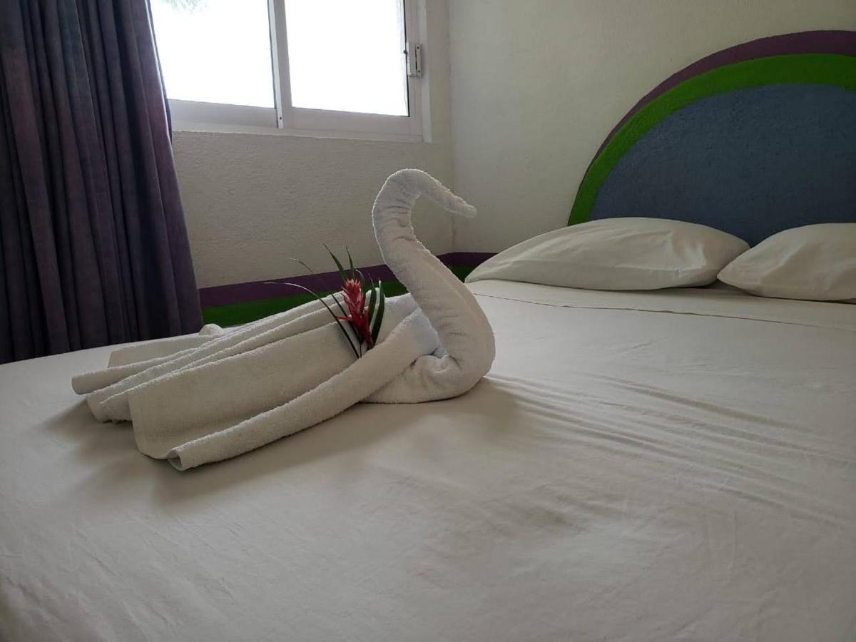 Pargos Hotel&cowork 2*