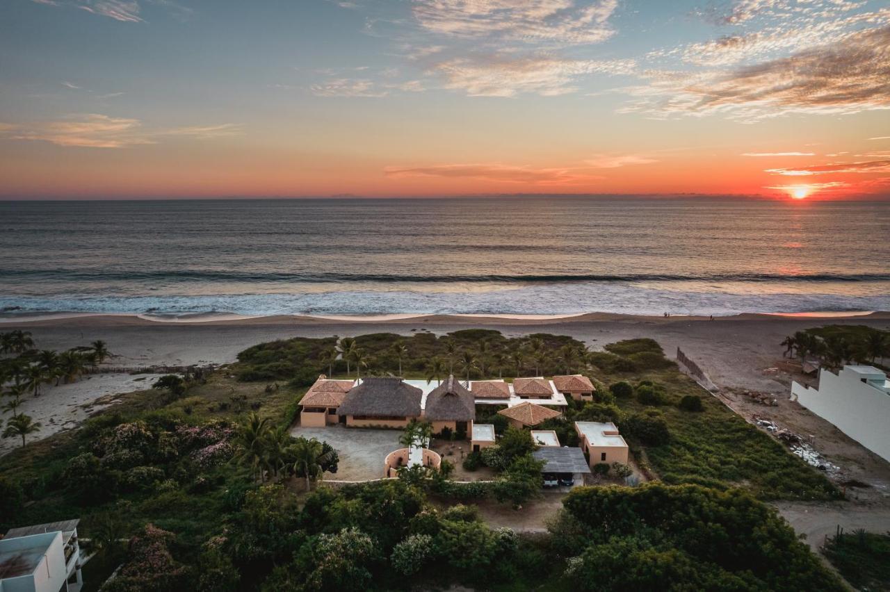 Villa Casa Constantia Beach Front Home