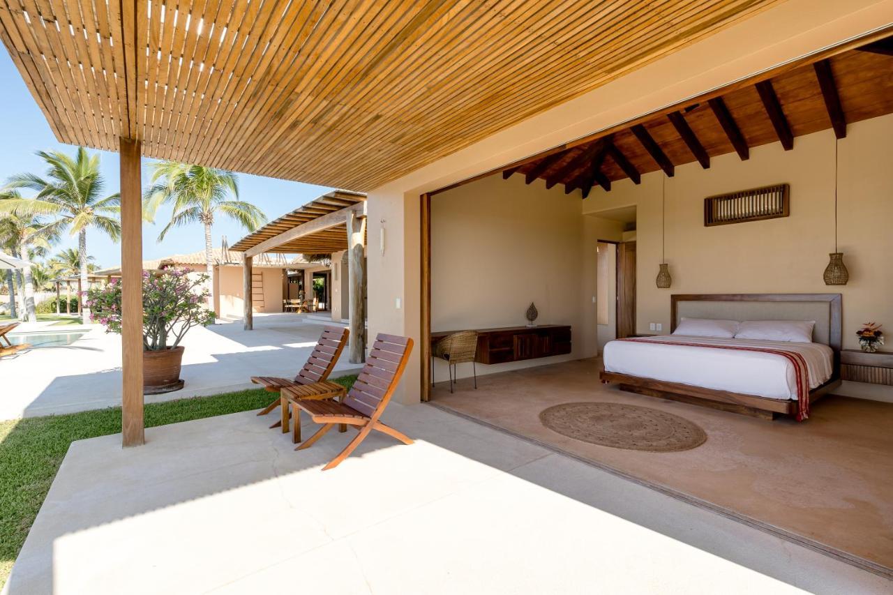 Villa Casa Constantia Beach Front Home *