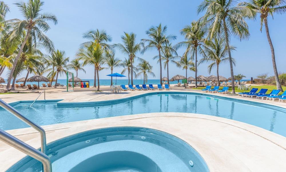 Real Puerto Escondido 4*