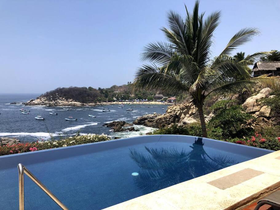Infinity Pool With Spectacular Views Of The Pacific Ocean