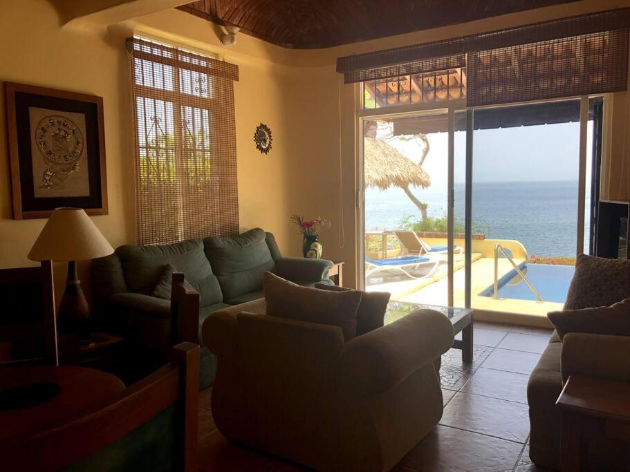 Infinity Pool With Spectacular Views Of The Pacific Ocean * Puerto Escondido (Oaxaca)