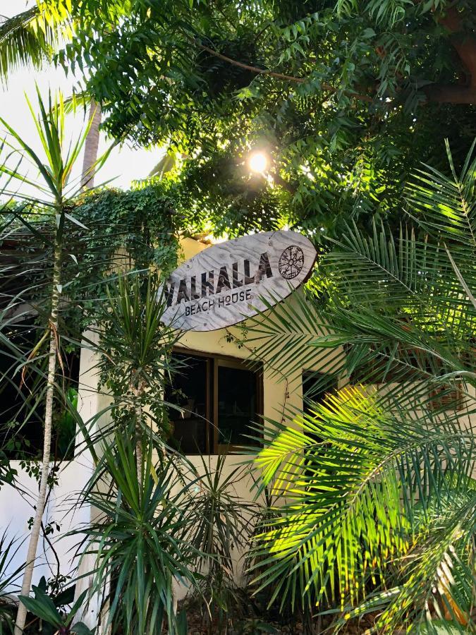 Valhalla House * Puerto Escondido (Oaxaca)